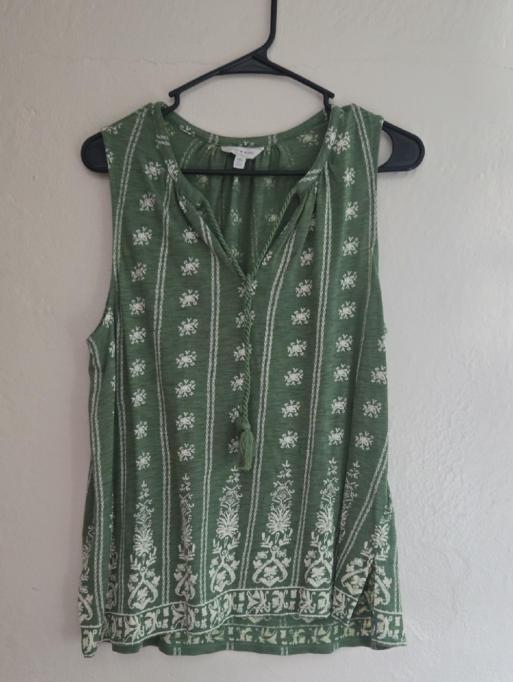 Green Sleeveless Embroidered Tunic Top by Unknown Brand